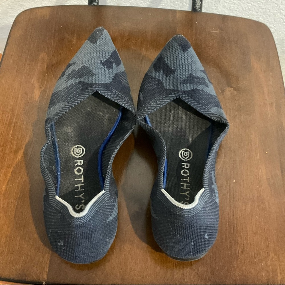 Rothy’s pointed flat